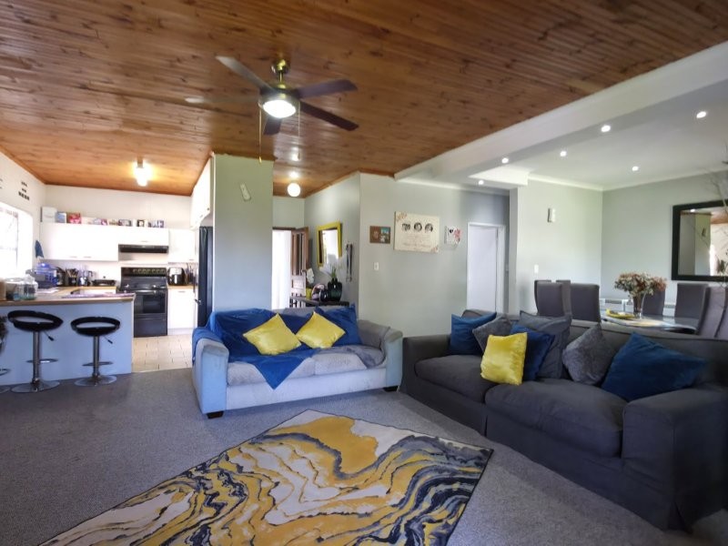 3 Bedroom Property for Sale in Wavecrest Eastern Cape